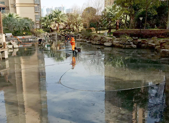 椒江景观池淤泥清理