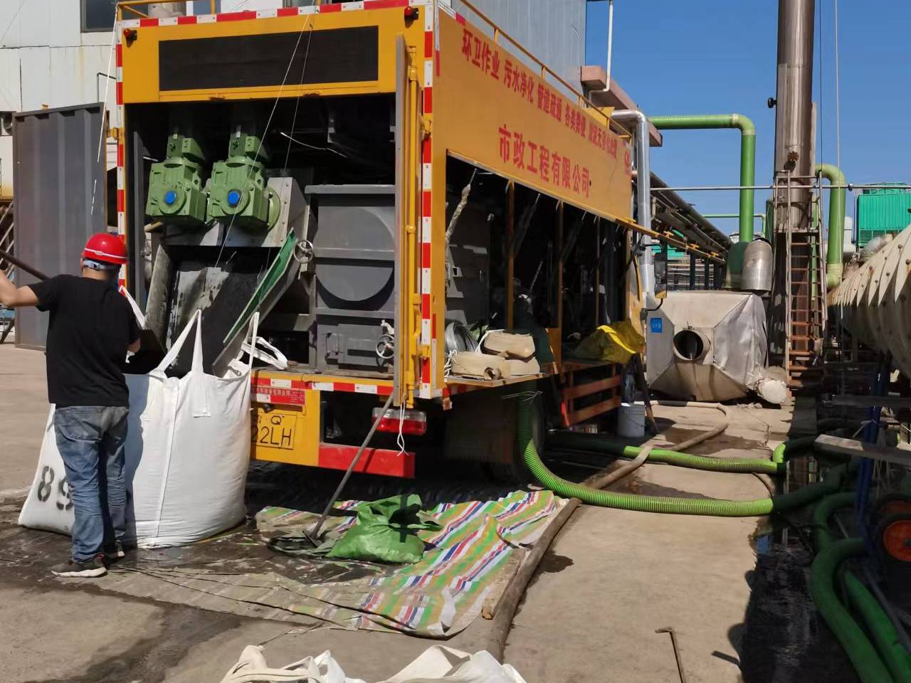 椒江淤泥压干处理